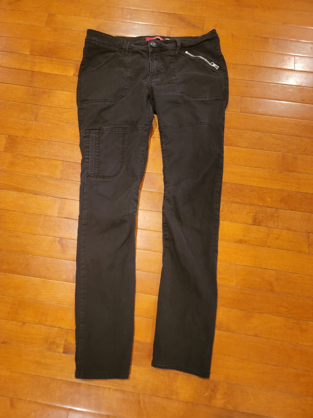 UNIONBAY Women’s Black Skinny Jeans with Zip Pocket